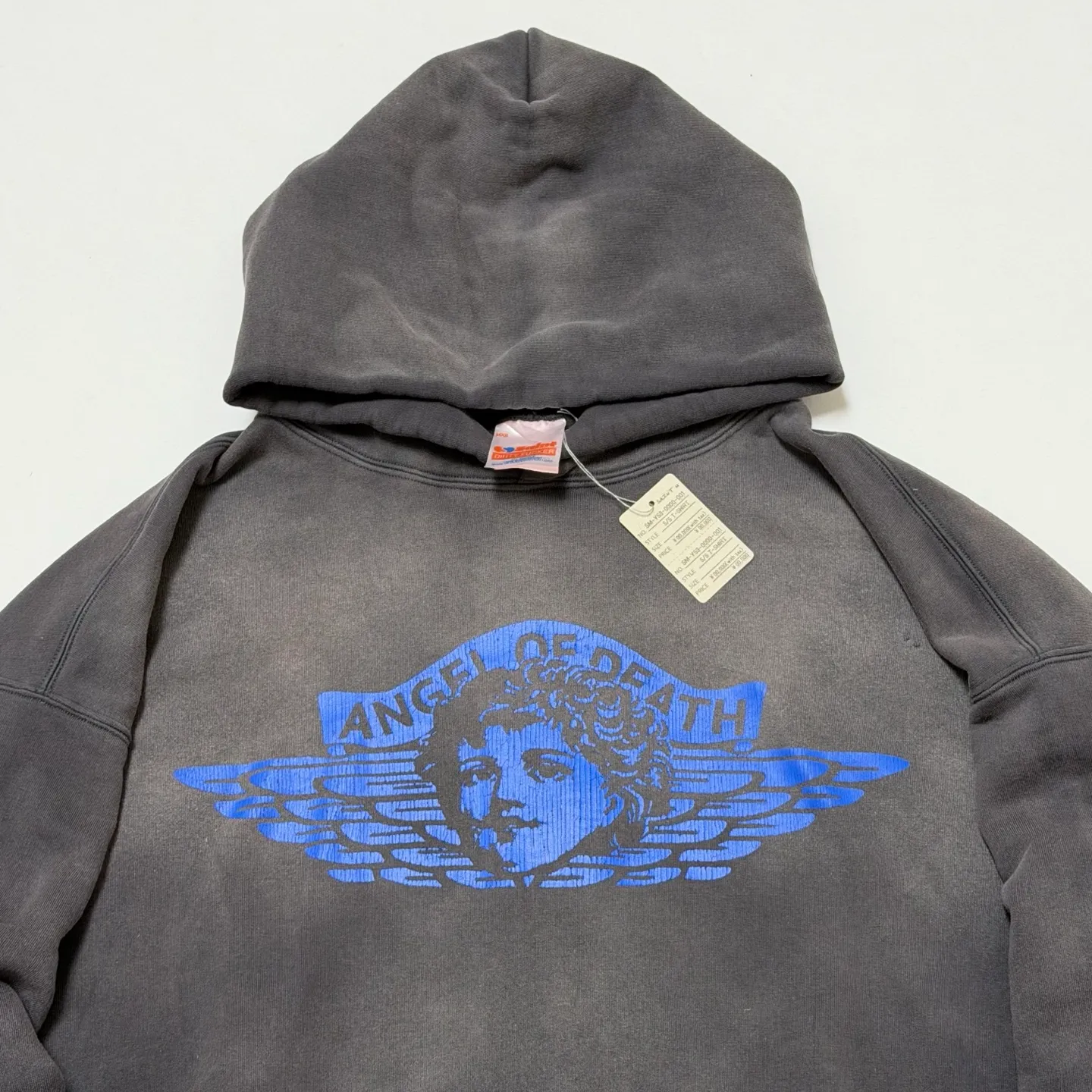 SAINT Mxxxxxx HOODIE/ANGEL/BLK 25 years new angel rebirth washed hoodie, washed black S-XL 25 years new version, revised many times, the version is more pure! Heavy washing water spray fading process, stronger distressing effect, handmade wormhole destruction treatment, genuine level distressed crack printing